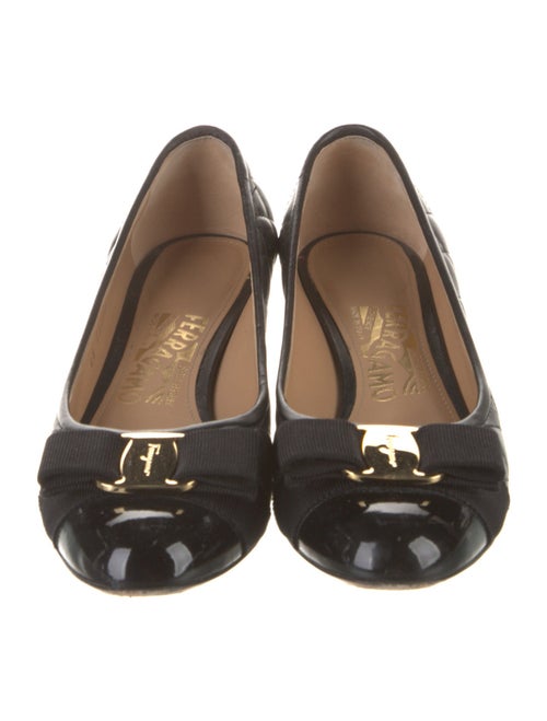 Ferragamo Leather Bow Accents Flats