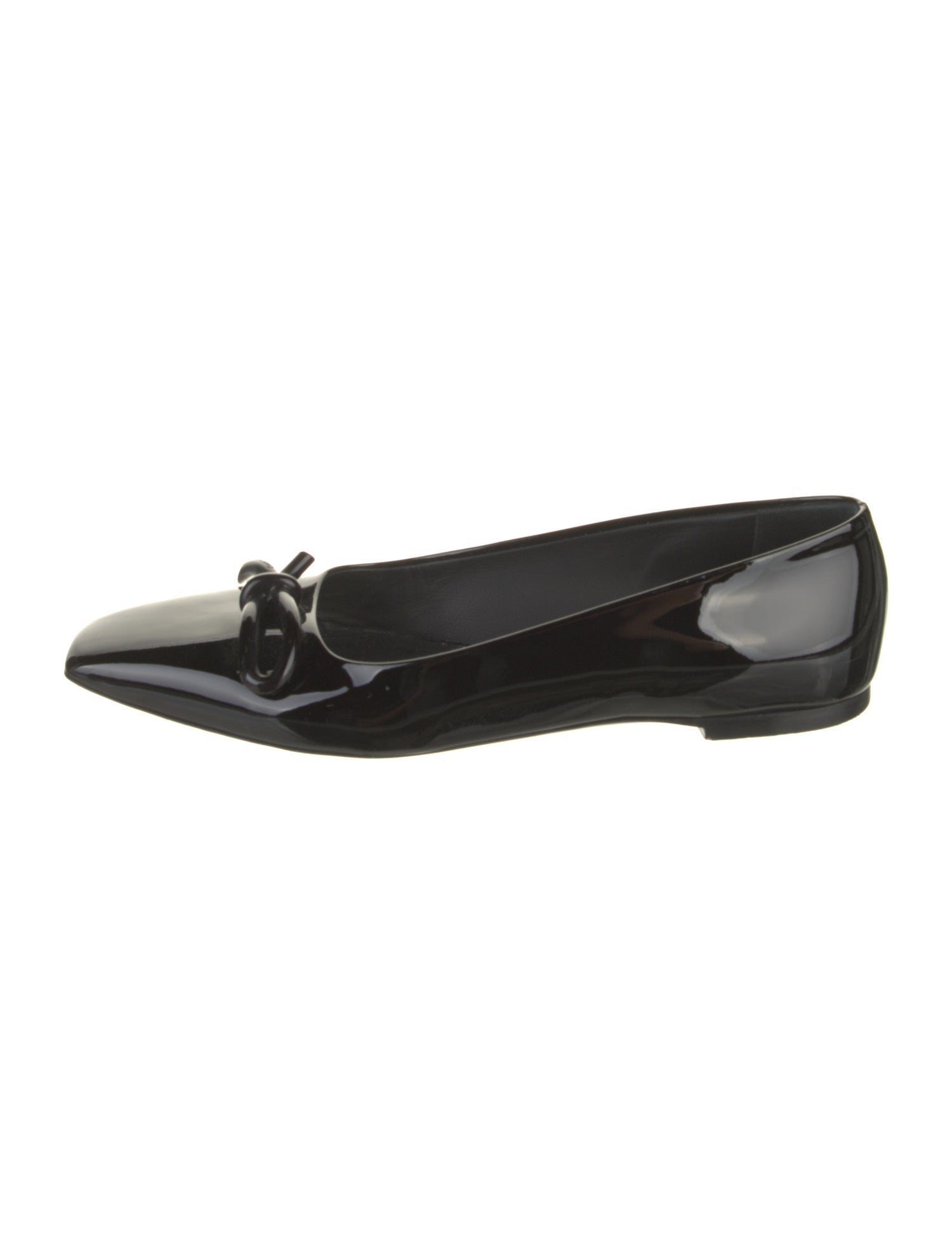 Ferragamo Interlocking CC Logo Patent Leather Ballet Flats