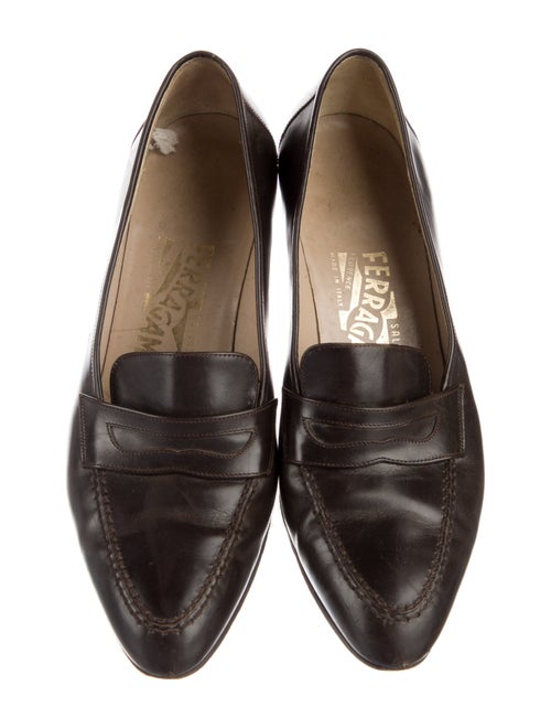 Ferragamo Leather Pumps