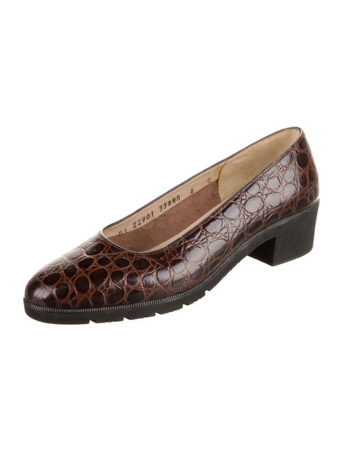 Salvatore Ferragamo Leather Pumps