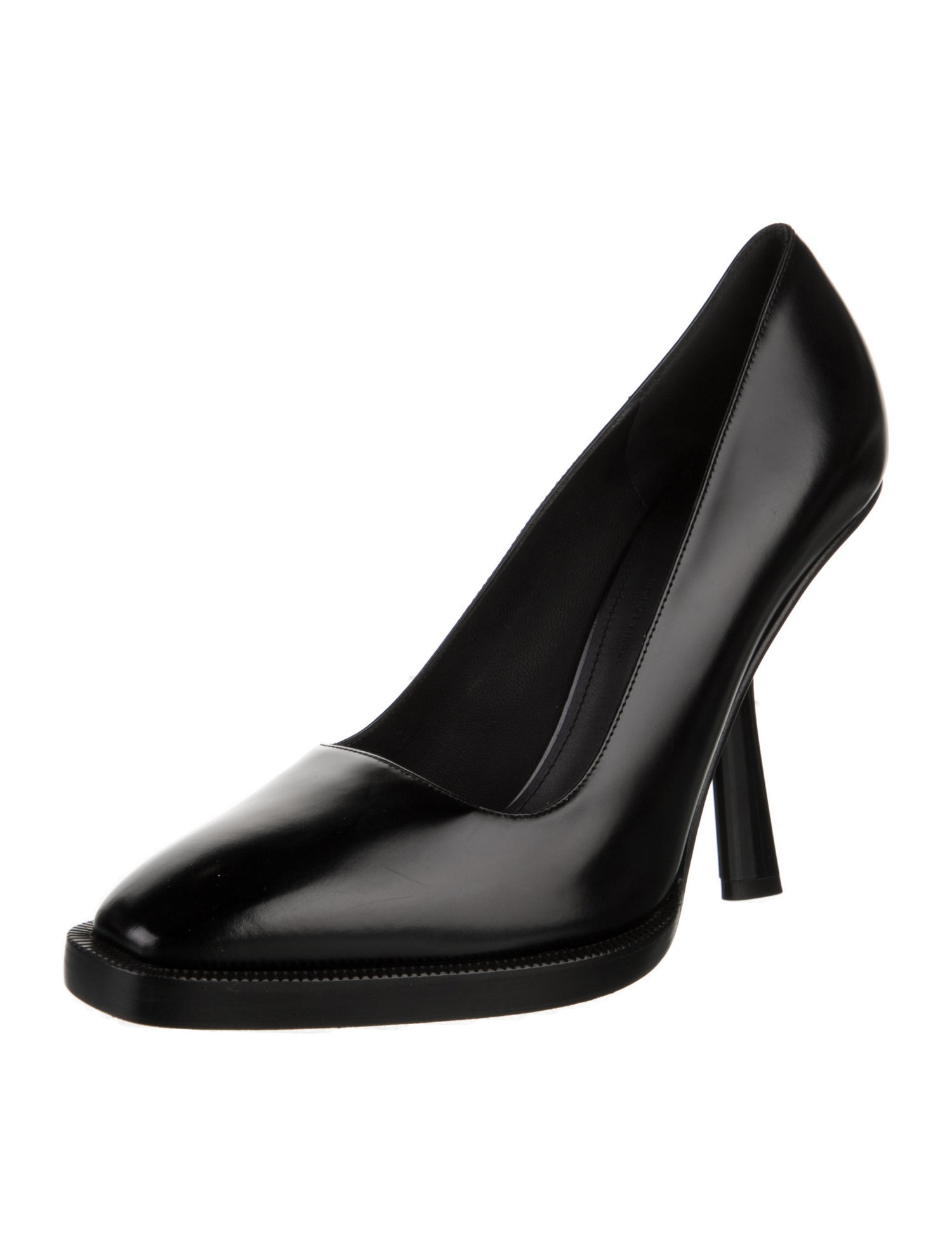 Ferragamo Leather Pumps