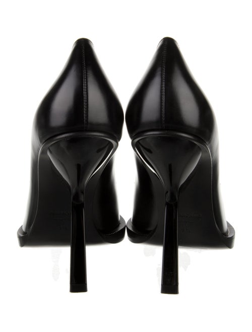 Ferragamo Leather Pumps