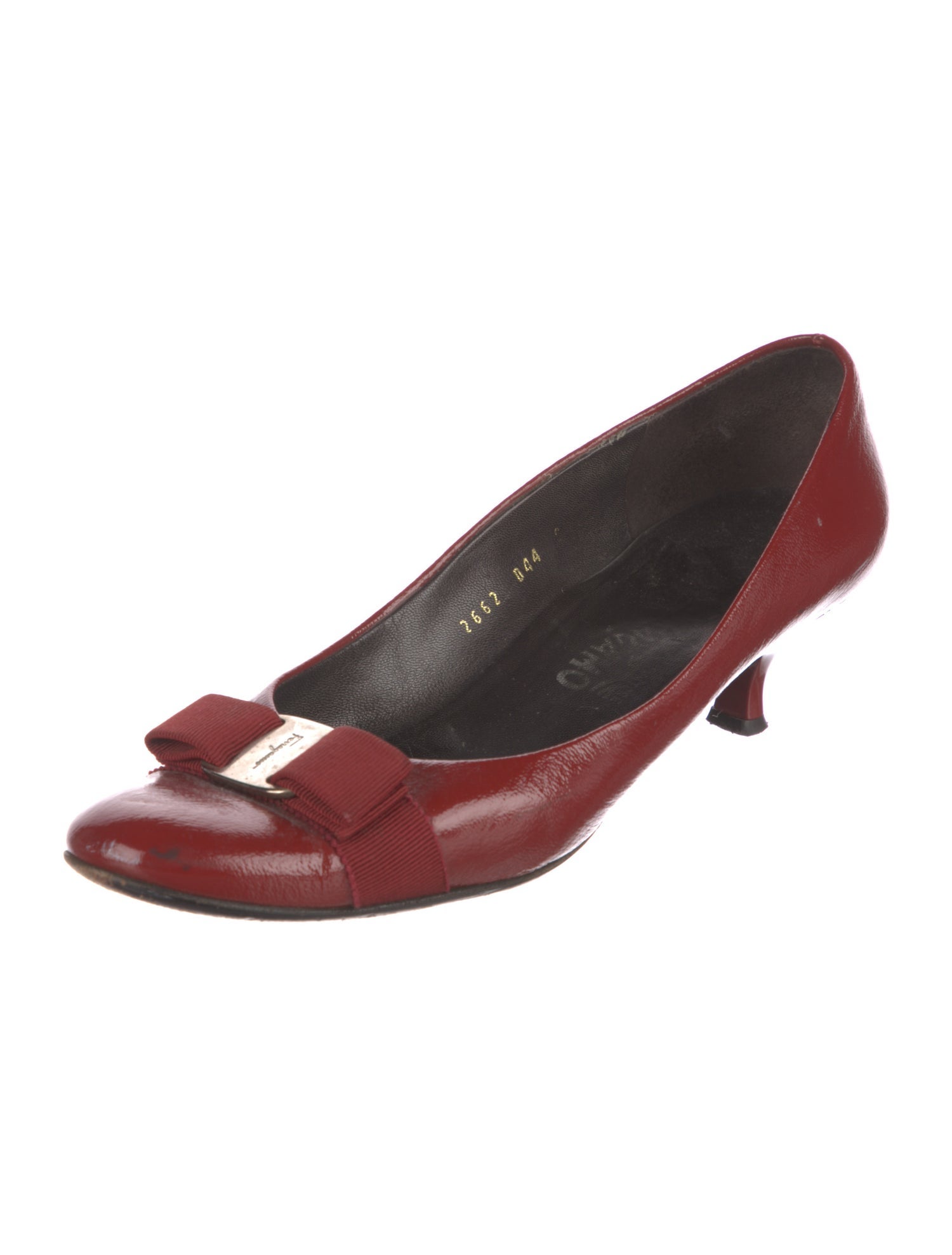 Ferragamo Vara Bow Accent Patent Leather Pumps