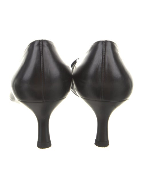 Ferragamo Gancini Logo Leather Pumps