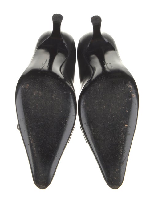 Ferragamo Gancini Logo Leather Pumps