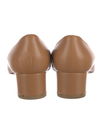 Ferragamo Leather Pumps