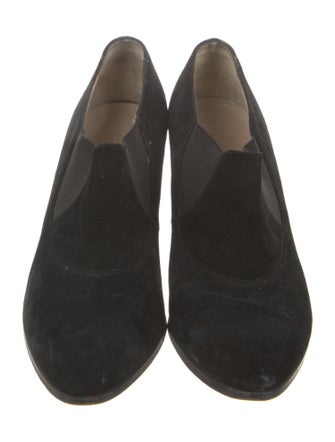 Ferragamo Suede Pumps