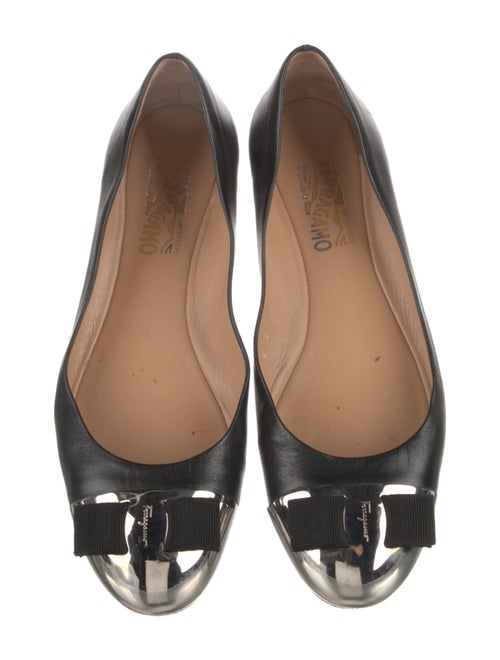 Ferragamo Vara Bow Accent Leather Flats
