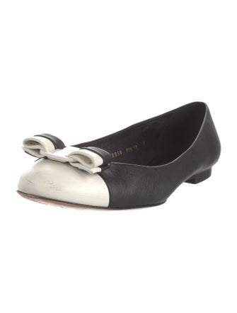 Ferragamo Vara Bow Accent Leather Flats