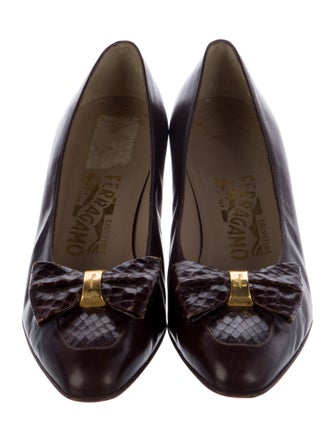 Ferragamo Leather Pumps