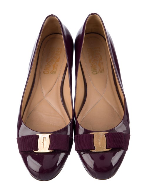 Ferragamo Vara Bow Accent Patent Leather Ballet Flats