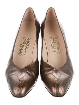 Ferragamo Leather Pumps