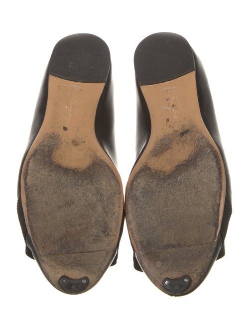 Ferragamo Vara Bow Accent Leather Ballet Flats