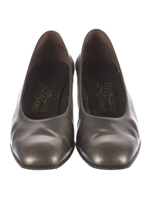 Ferragamo Leather Pumps