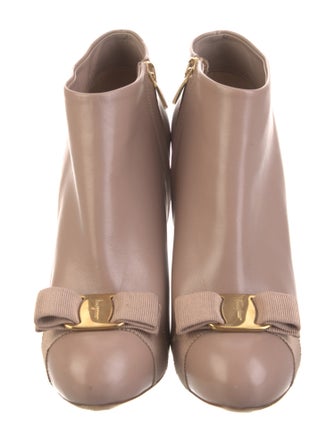 Ferragamo Vara Bow Accent Leather Boots