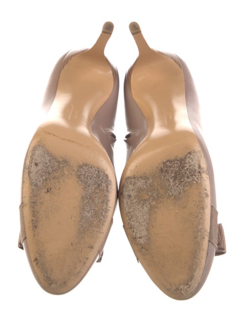 Ferragamo Vara Bow Accent Leather Boots