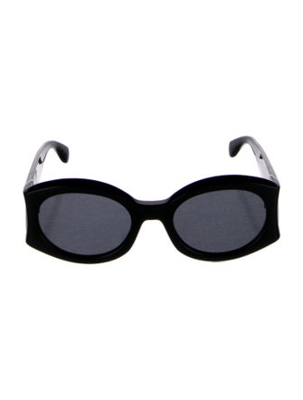 Ferragamo Oversize Tinted Sunglasses
