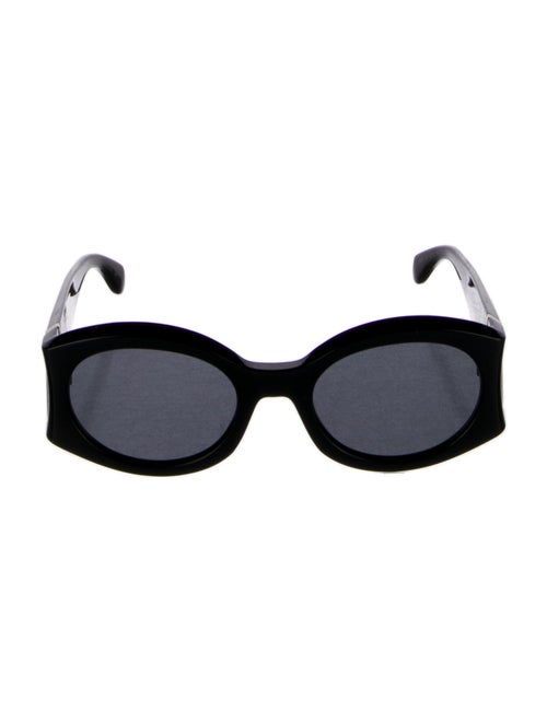 Ferragamo Oversize Tinted Sunglasses