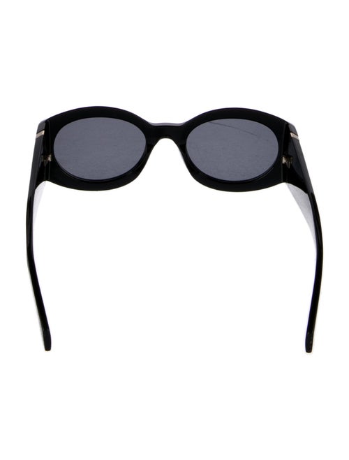 Ferragamo Oversize Tinted Sunglasses