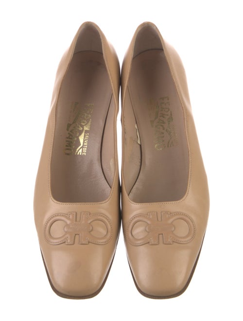 Ferragamo Leather Pumps