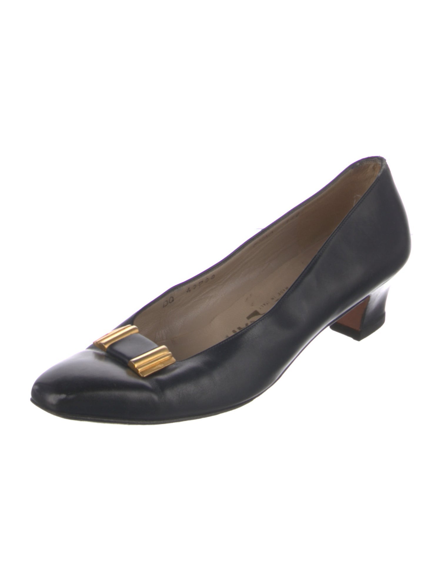 Ferragamo Vara Bow Accent Leather Pumps