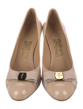 Ferragamo Vara Bow Accent Patent Leather Pumps