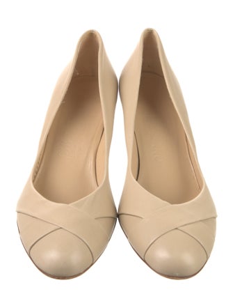 Ferragamo Leather Pumps