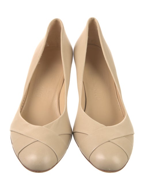 Ferragamo Leather Pumps