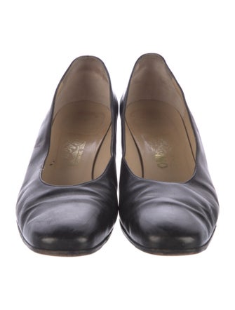 Ferragamo Leather Pumps