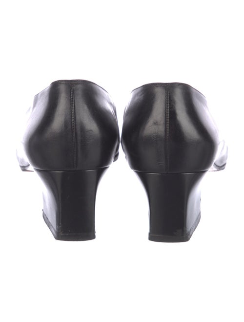 Ferragamo Leather Pumps