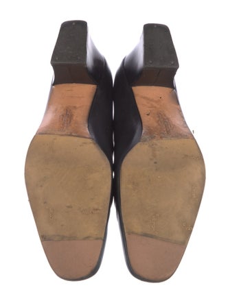 Ferragamo Leather Pumps
