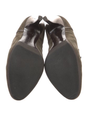 Ferragamo Suede Pumps