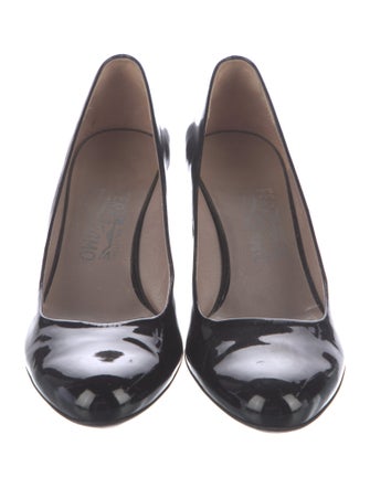 Ferragamo Vara Bow Accent Patent Leather Pumps