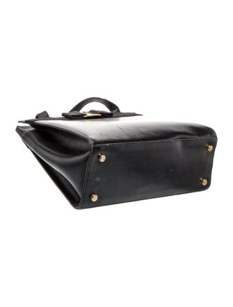 Ferragamo Leather Shoulder Bag