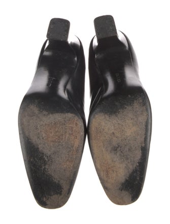 Ferragamo Leather Pumps