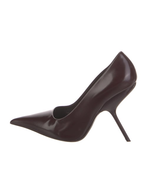 Ferragamo Leather Pumps