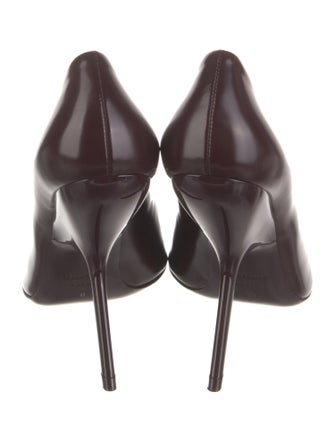 Ferragamo Leather Pumps