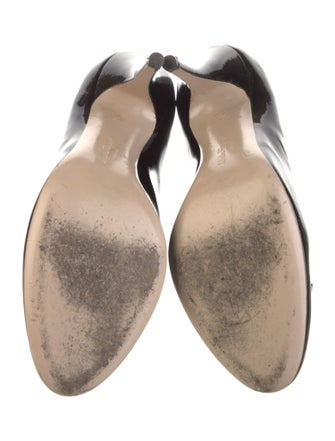 Ferragamo Vara Bow Accent Patent Leather Pumps