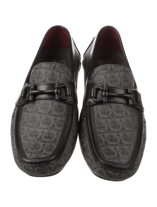 Ferragamo Gancini Logo Drivers