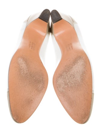 Ferragamo Leather Pumps