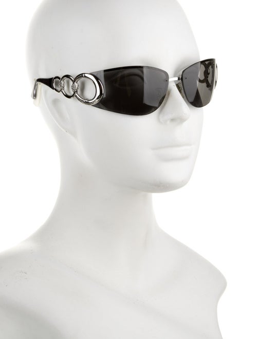 Ferragamo Oversize Tinted Sunglasses