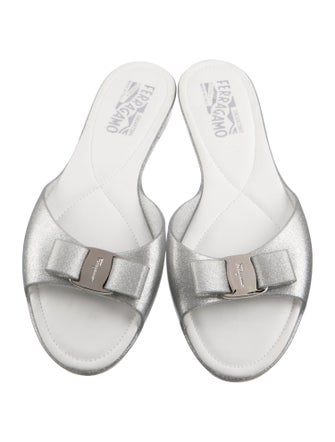 Ferragamo Vara Bow Accent Rubber Flats