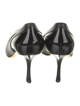 Ferragamo Leather Pumps