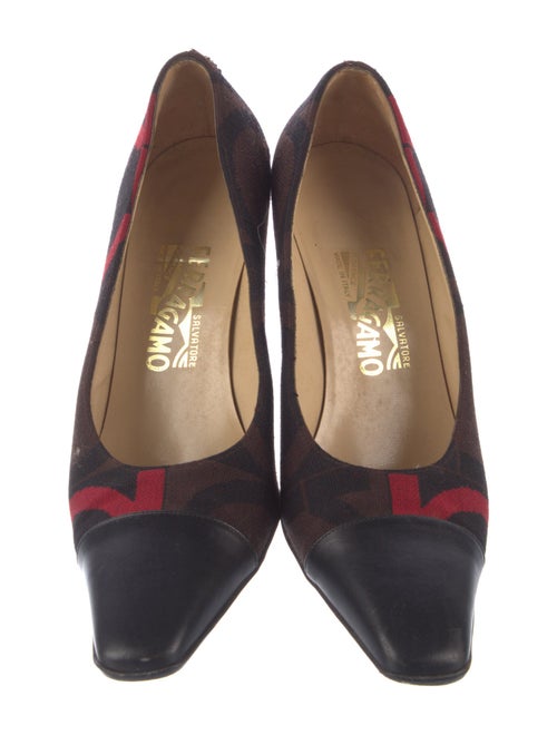 Ferragamo Printed Pumps