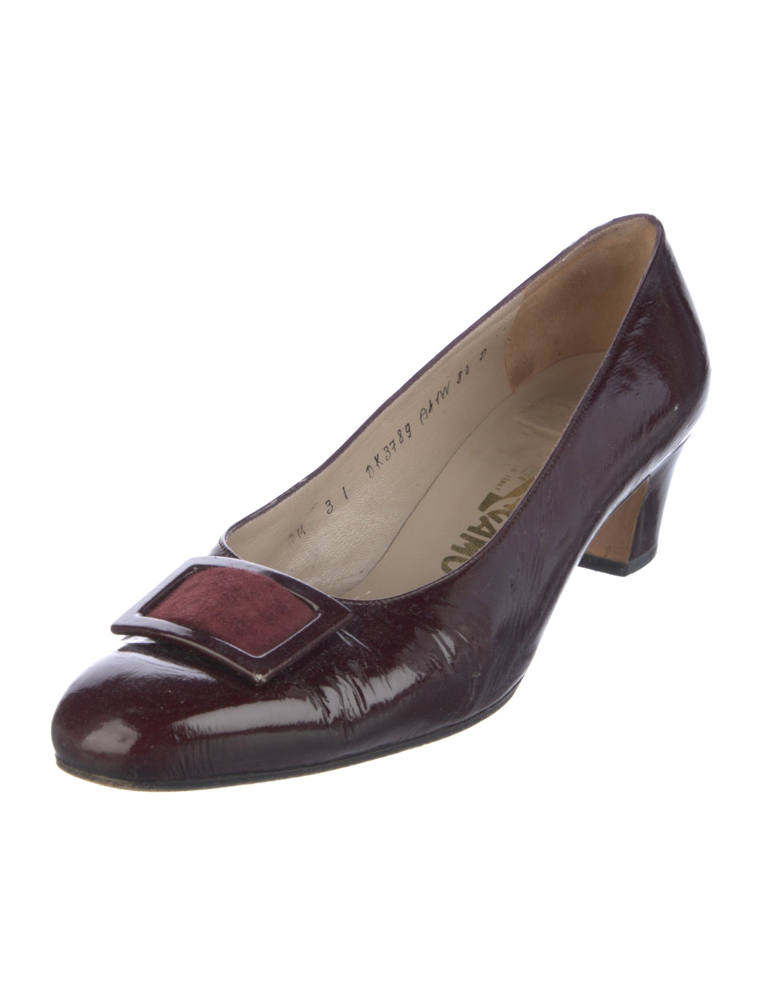 Ferragamo Vara Bow Accent Patent Leather Pumps