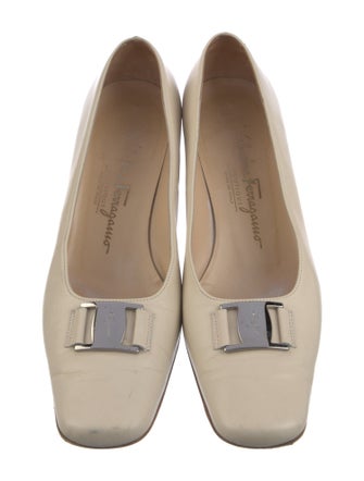 Ferragamo Leather Pumps
