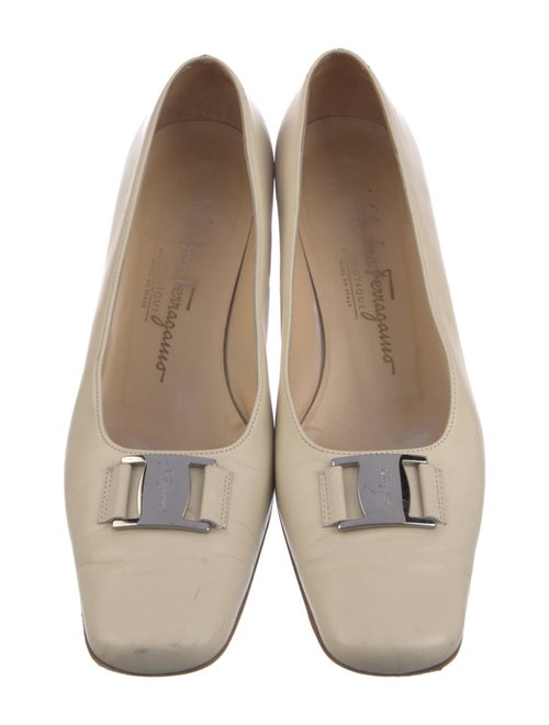 Ferragamo Leather Pumps