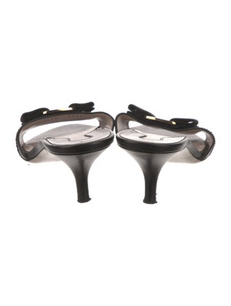 Ferragamo Vara Bow Accent Leather Mules