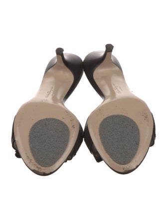 Ferragamo Vara Bow Accent Leather Mules