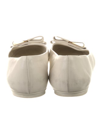 Ferragamo Vara Bow Accent Leather Ballet Flats
